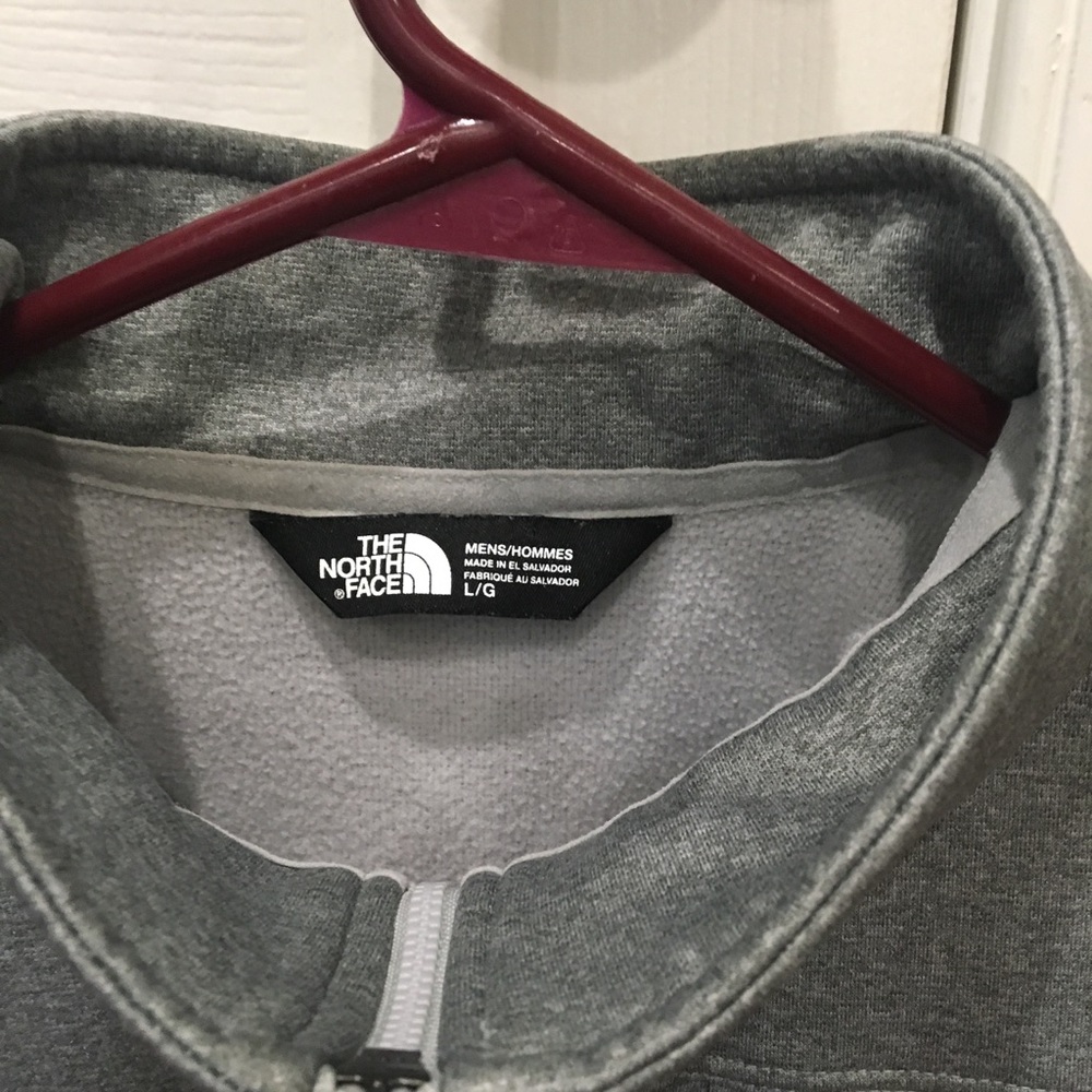 North Face Men’s 1/4 ZIP - Large